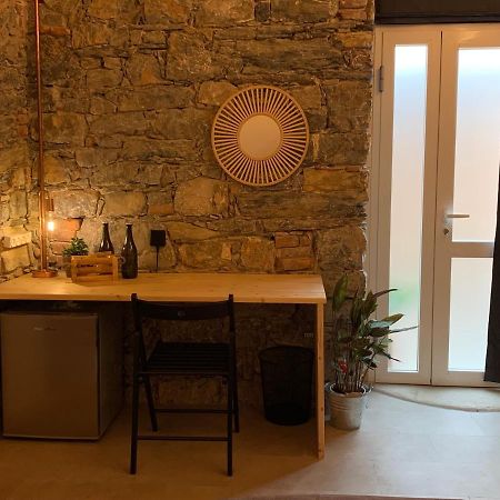 Rock & Wood - Apartment & Room La Spezia Exterior photo