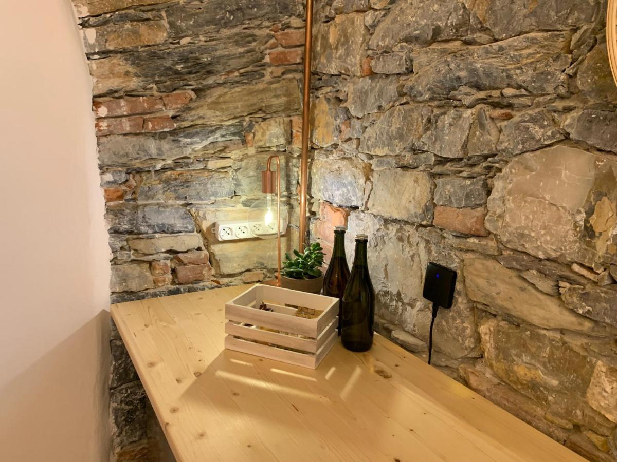 Rock & Wood - Apartment & Room La Spezia Exterior photo