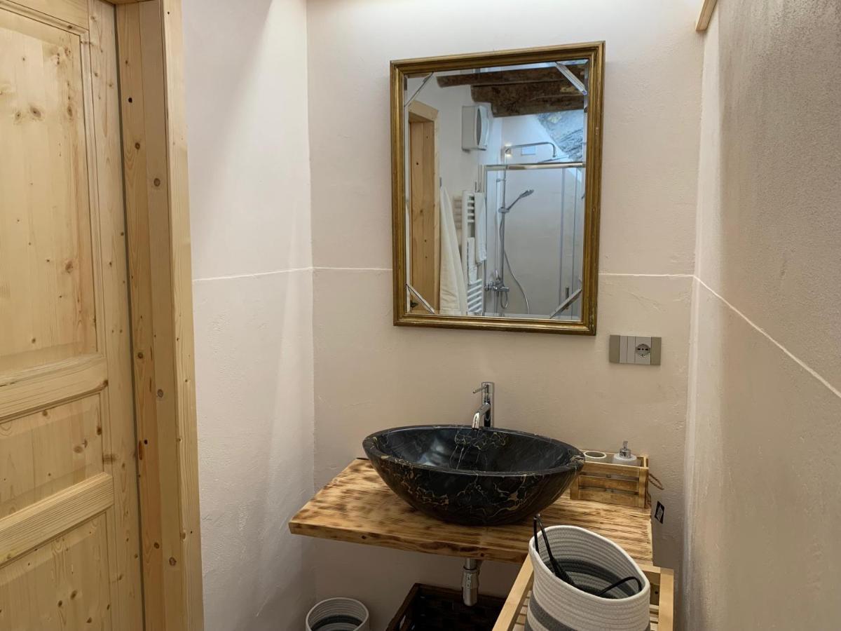 Rock & Wood - Apartment & Room La Spezia Exterior photo