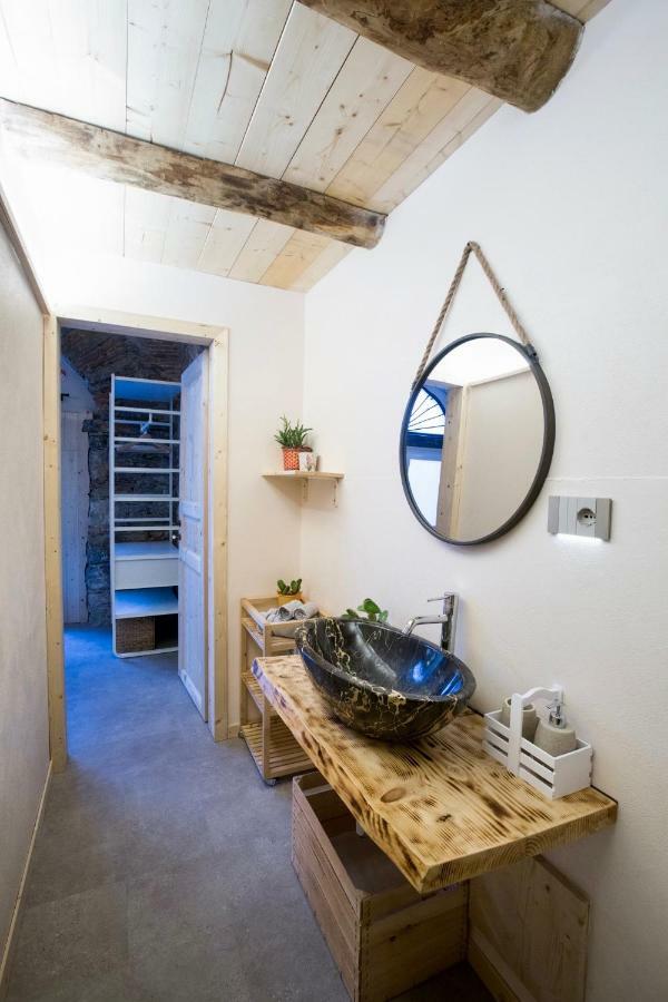 Rock & Wood - Apartment & Room La Spezia Exterior photo