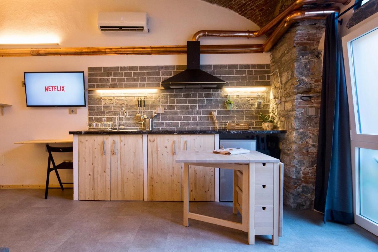 Rock & Wood - Apartment & Room La Spezia Exterior photo