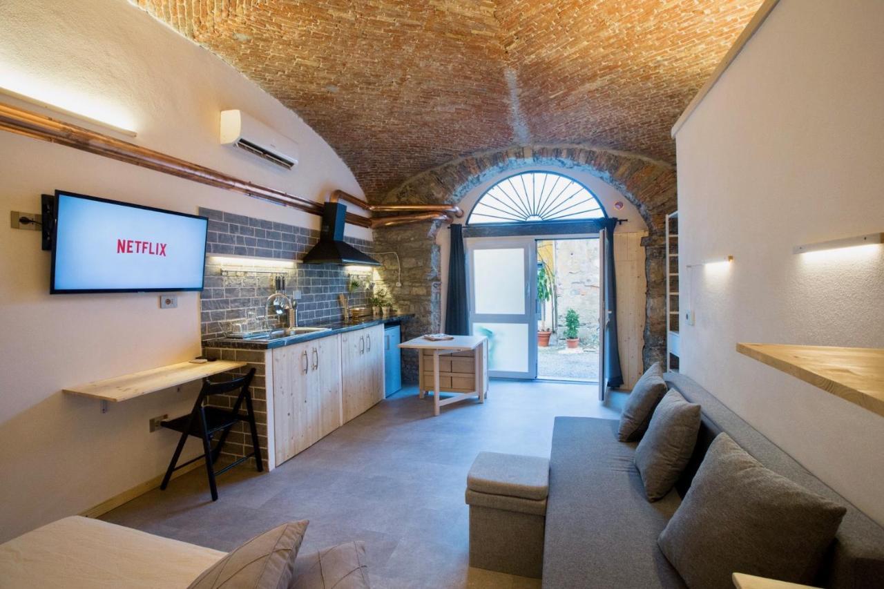 Rock & Wood - Apartment & Room La Spezia Exterior photo